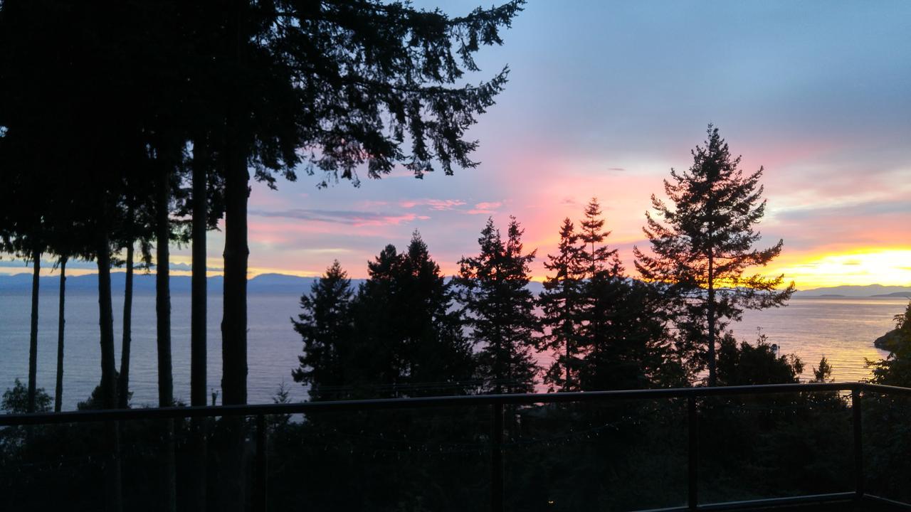 Sunshine Coast Treetop B&B Sechelt Exteriér fotografie
